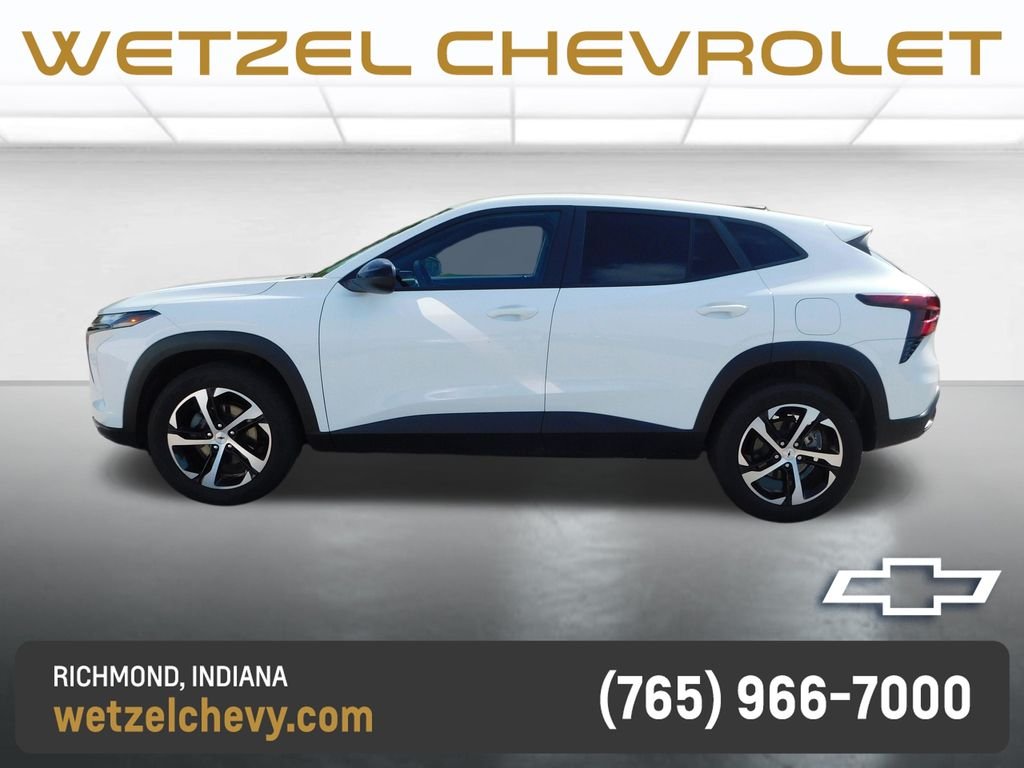 Used 2024 White Chevrolet 1RS image 6