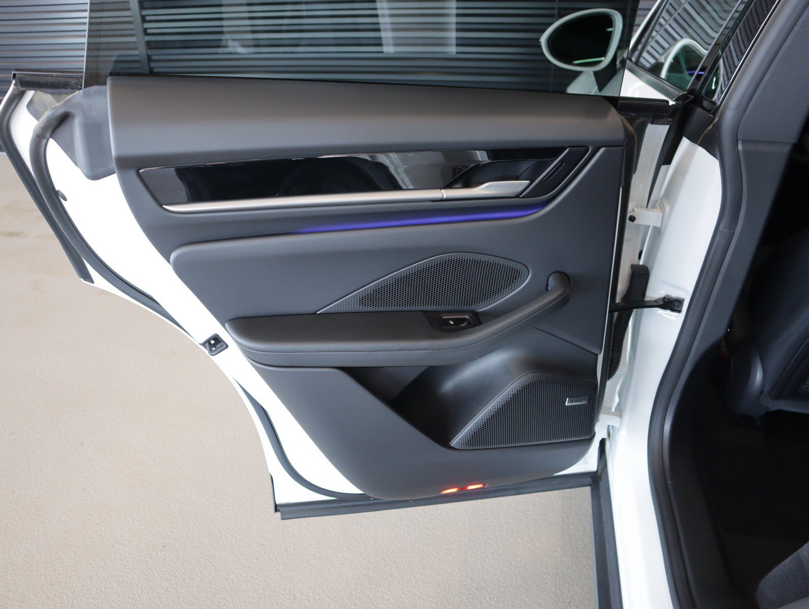 Used 2025 White Porsche Electric 4 image 27