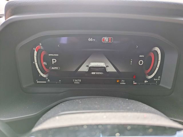 Used 2026 White Nissan Platinum image 27
