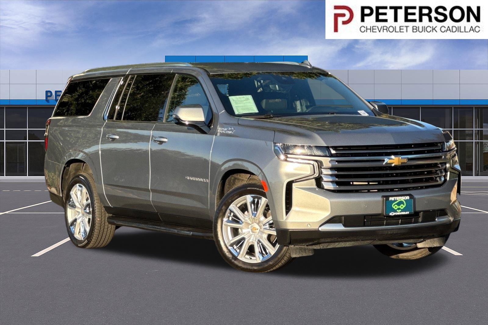 Used 2023 Gray Chevrolet High Country image 1