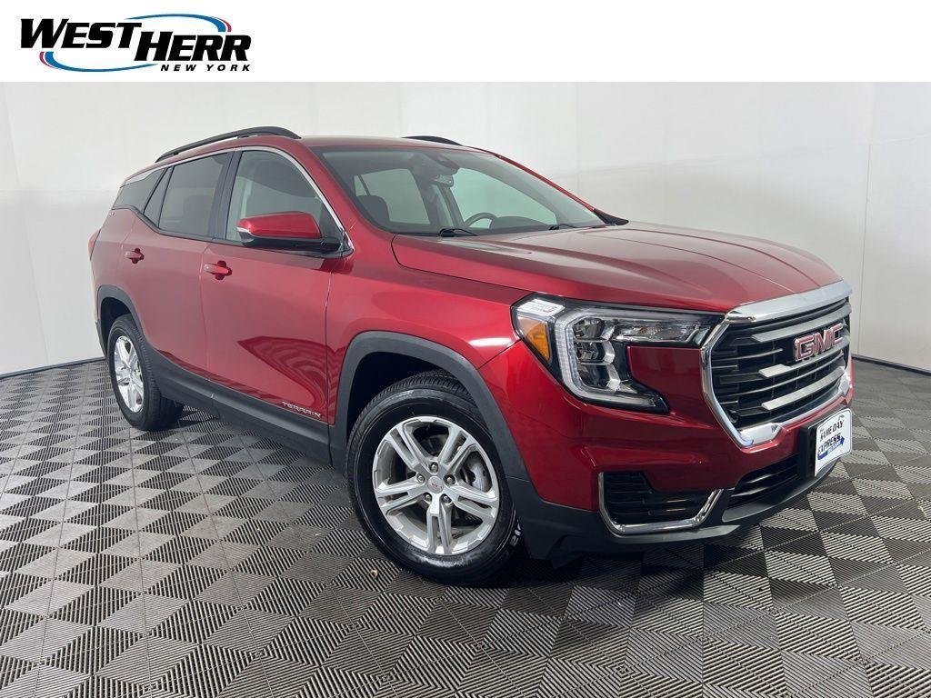 Used 2023 Volcanic Red GMC SLE image 1