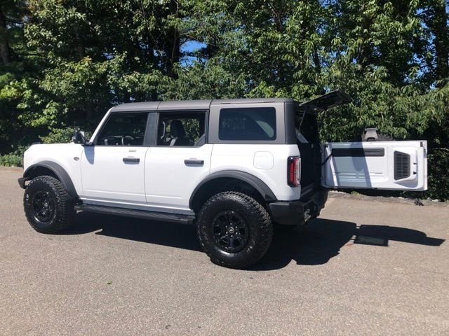 Used 2022 Oxford White Ford Wildtrak image 11