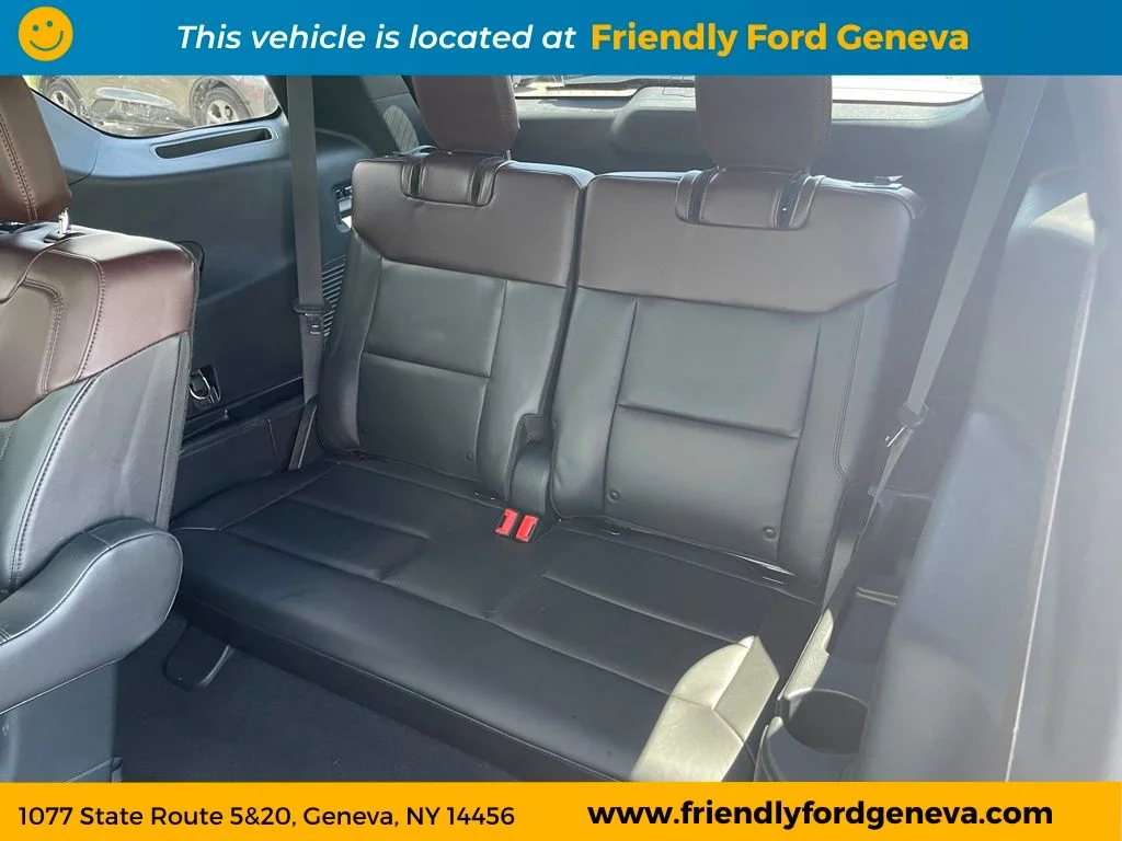 Used 2023 Gray Metallic Ford Platinum image 30