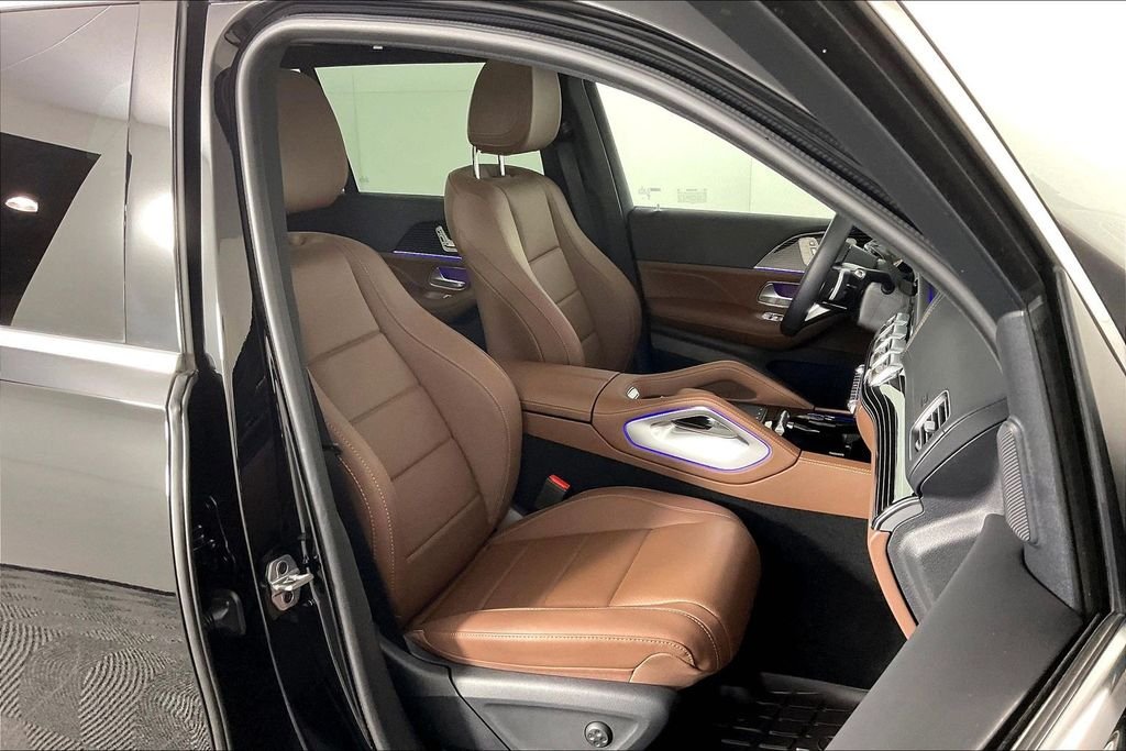2026 Mercedes-Benz GLS Base - Photo 6