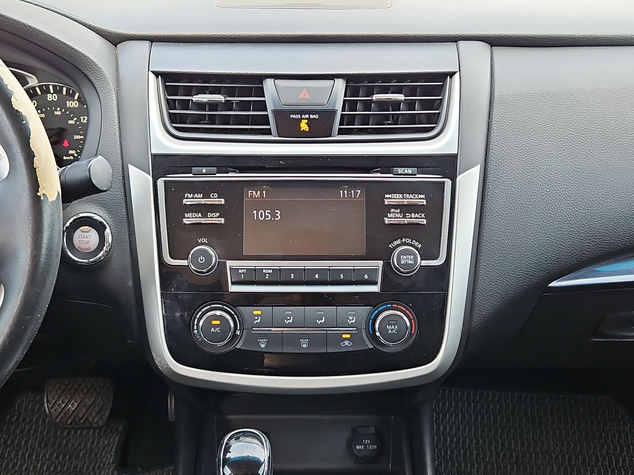 Used 2018 Pearl White Nissan 2.5 SR image 16