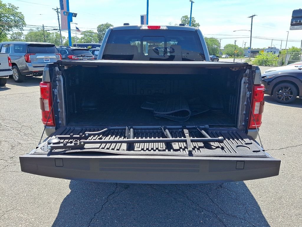 Used 2023 Gray Ford XLT image 29