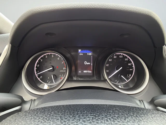 Used 2024  Toyota  image 12