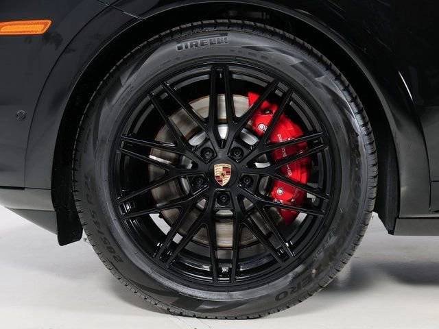 New 2026 Chromite Black Metallic Porsche GTS image 33