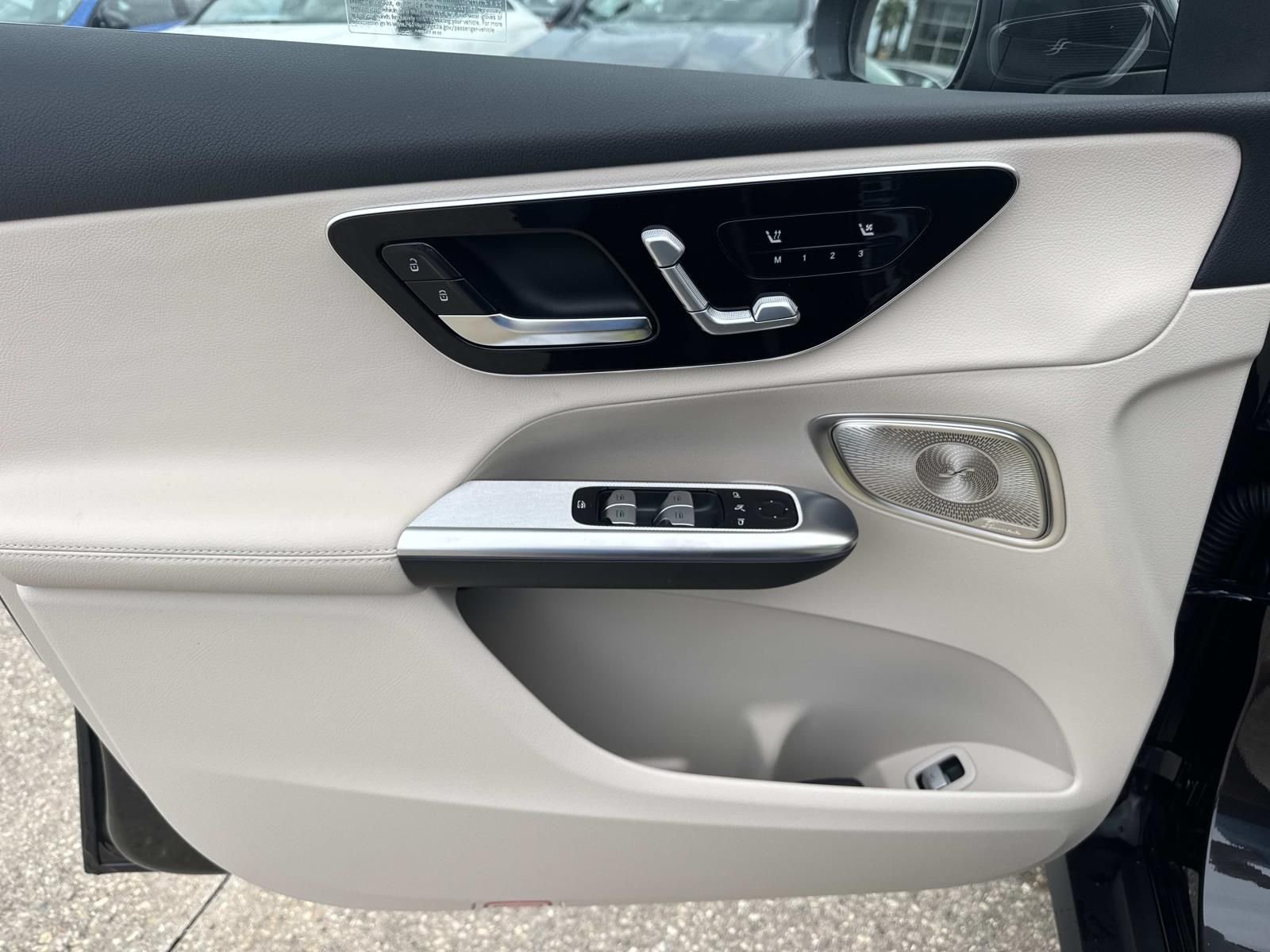 New 2027 Gray Mercedes-Benz GLC 300 image 13