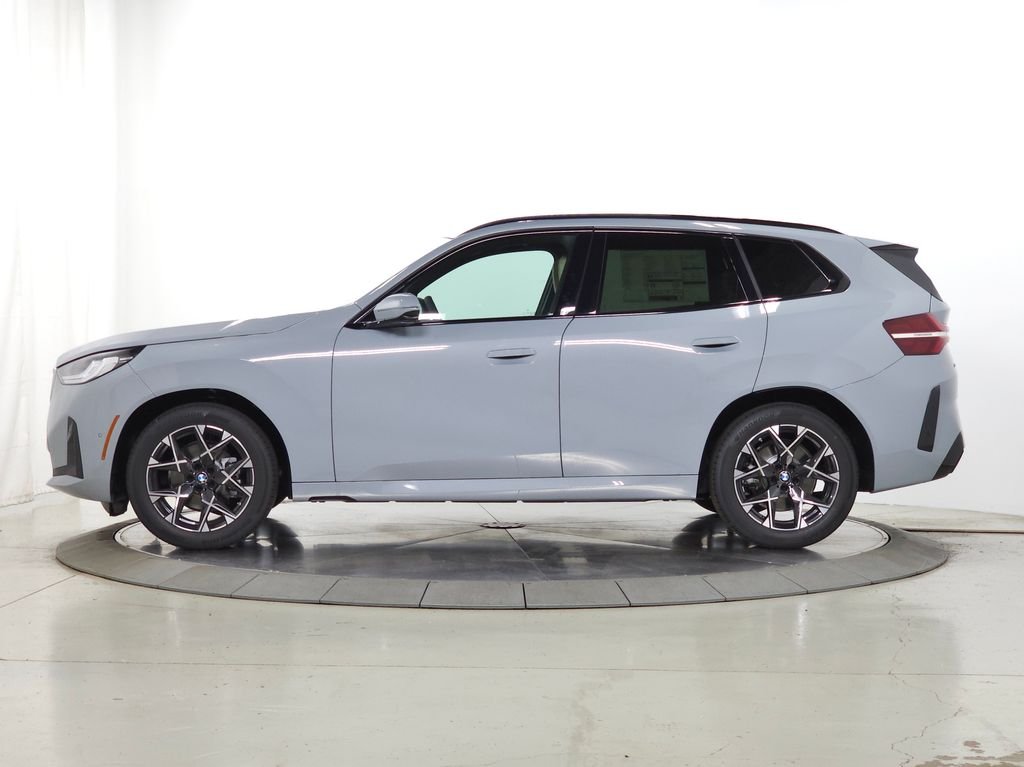 Used 2026 Gray Metallic BMW 30 xDrive image 4