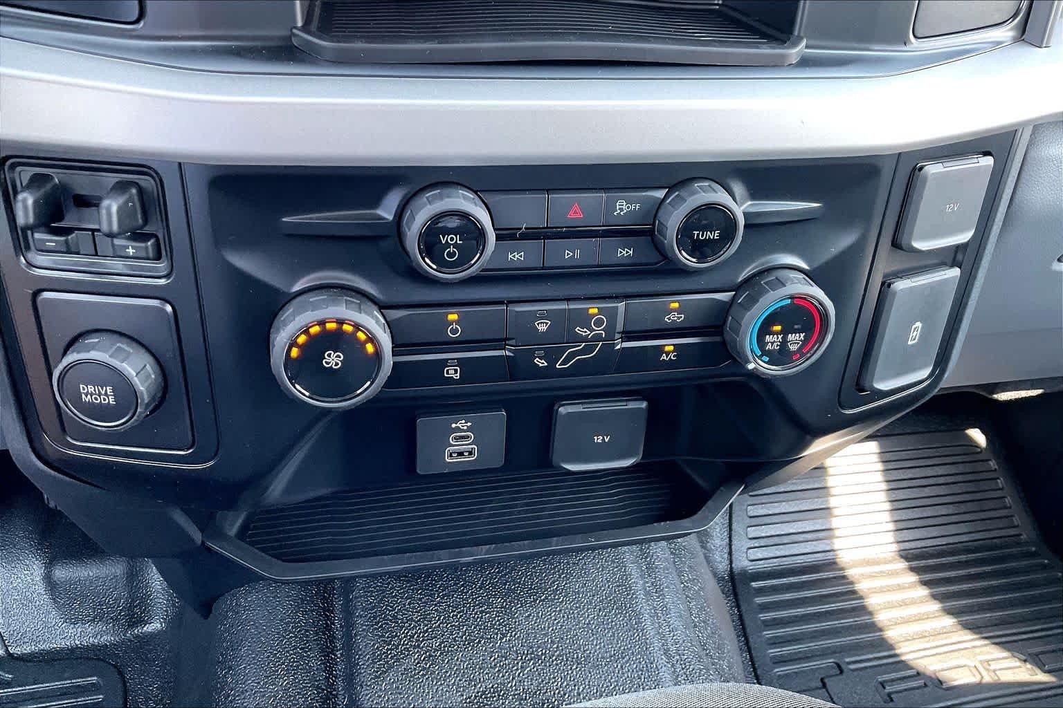 New 2026 Carbonized Gray Metallic Ford F-350® XL image 17