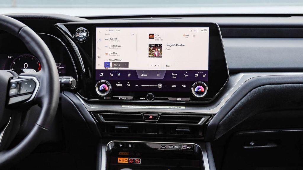 Used 2025 Pearl Lexus 350 Luxury image 16