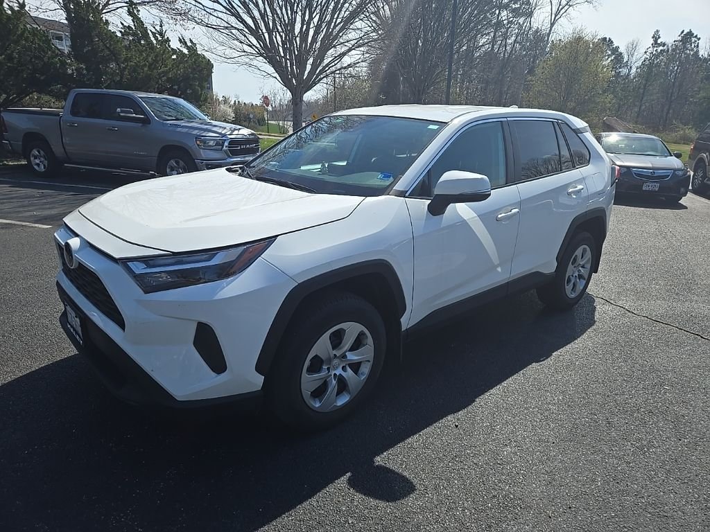 Used 2023 White Toyota LE image 4