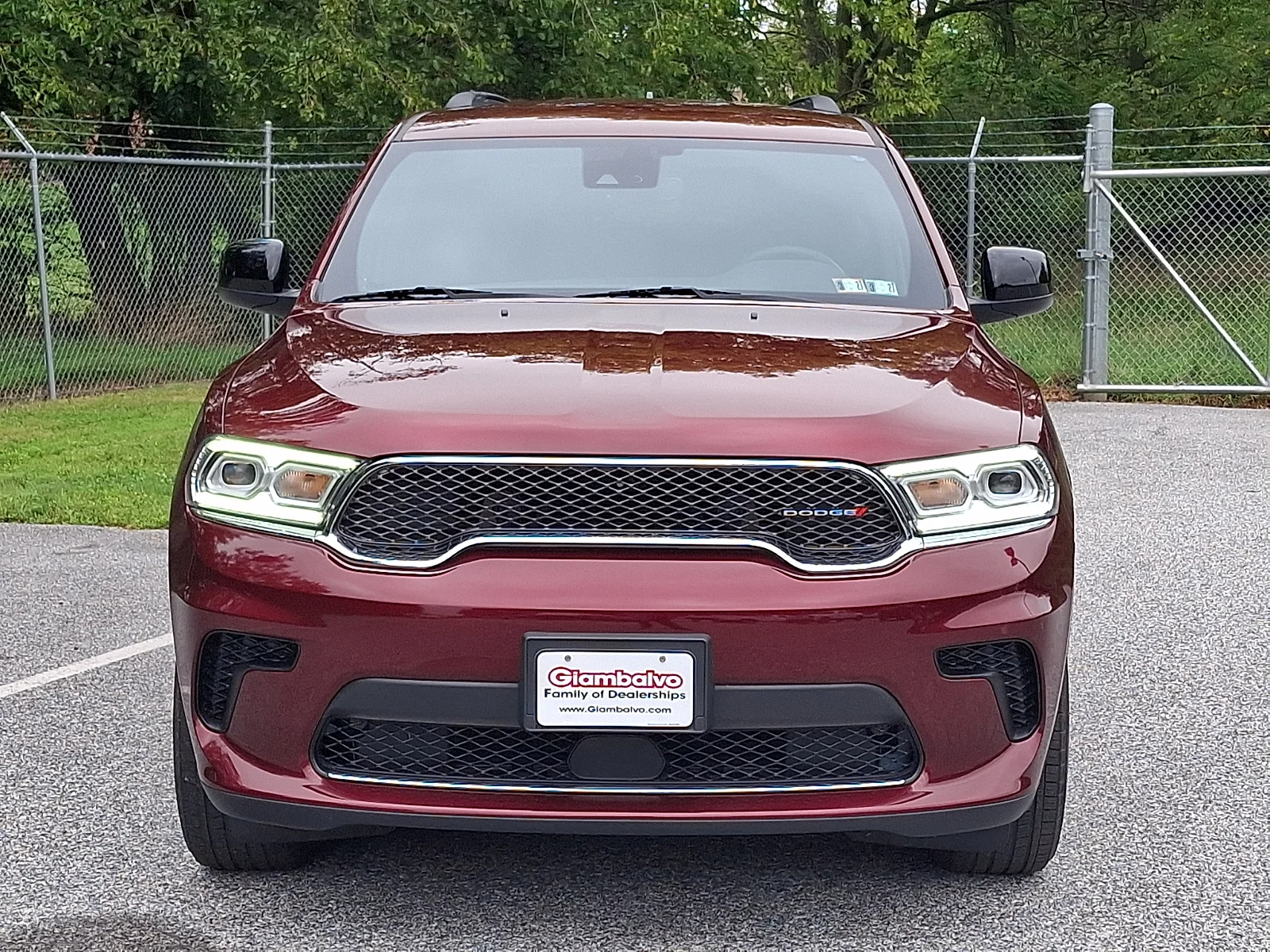 Used 2023 Red Dodge SXT image 8