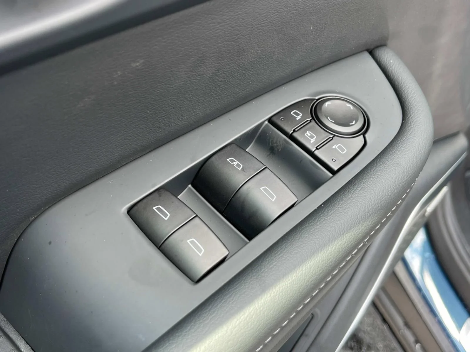 2026 Buick Enclave Preferred - Photo 23