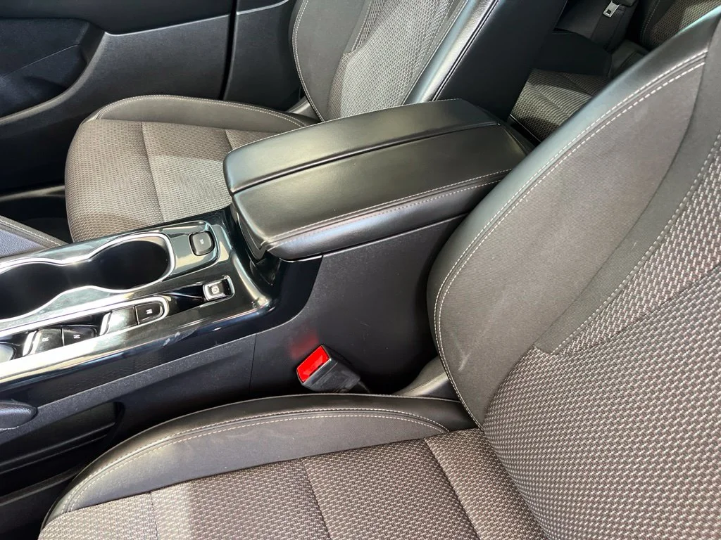 Used 2021 Cinnabar Metallic Buick Preferred image 25