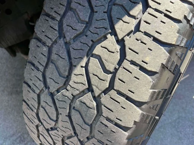 Used 2023 Avalanche Ford XLT image 13