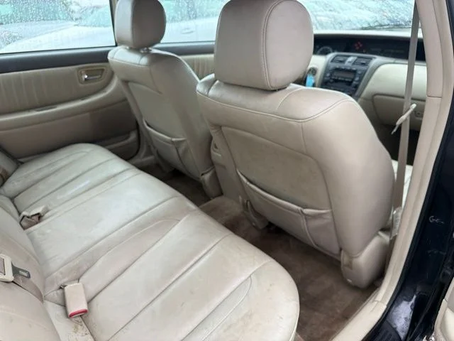 Used 2001 Black Toyota  image 21