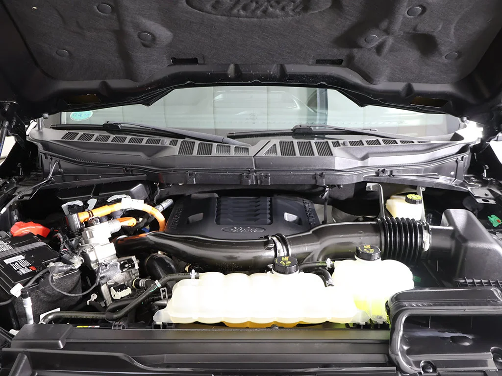 Used 2022 Agate Black Metallic Ford XLT image 22