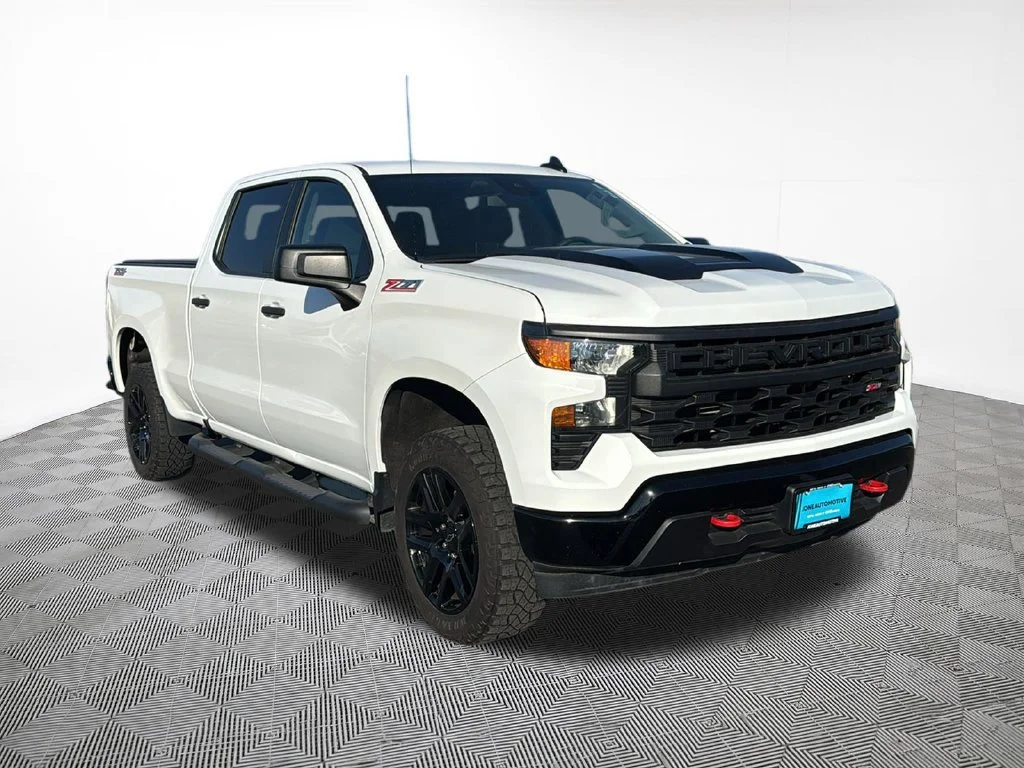 Used 2023 SUMMIT WHITE Chevrolet Custom Trail Boss image 4