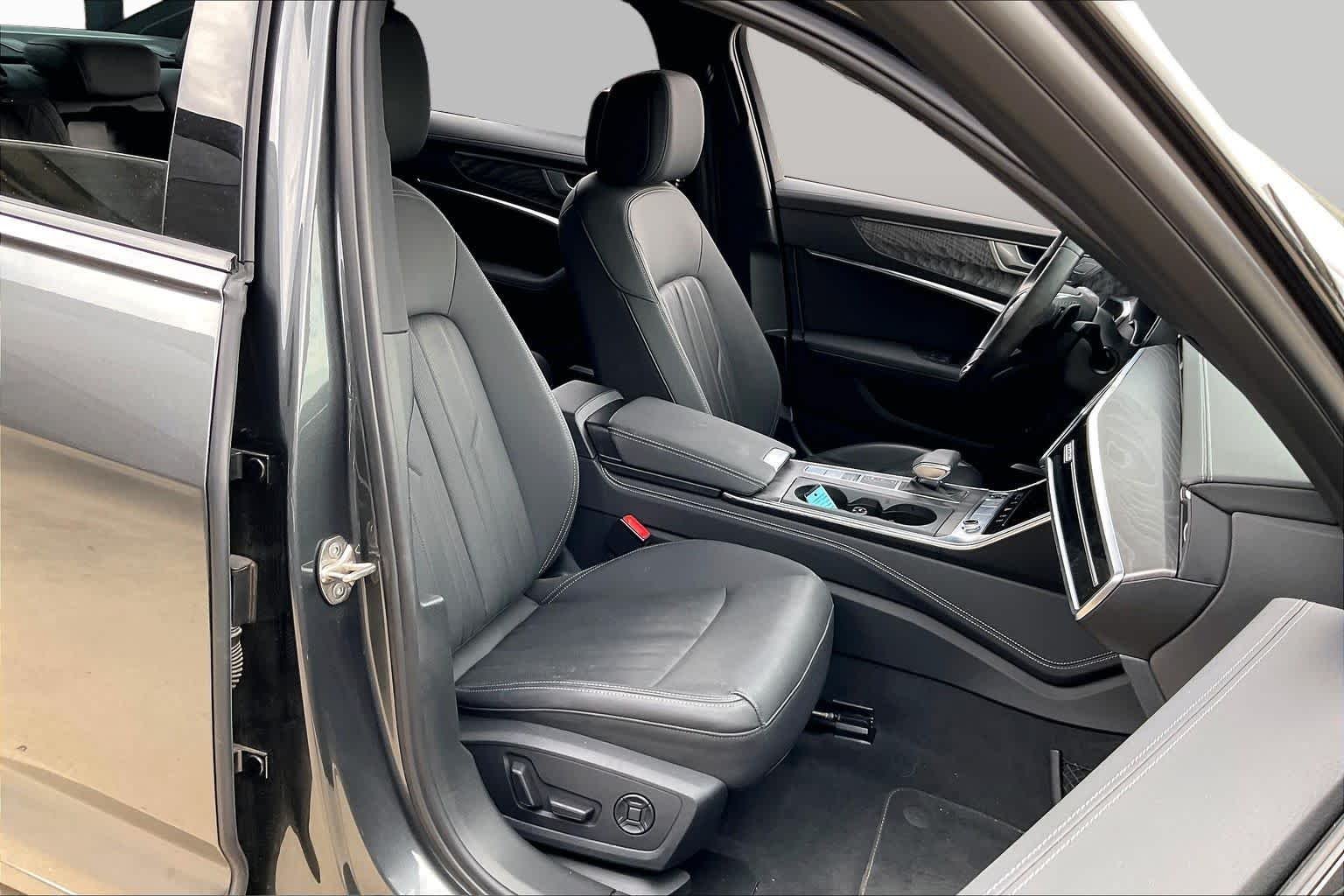 Used 2024 Daytona Gray Pearl Effect Audi Premium Plus image 9