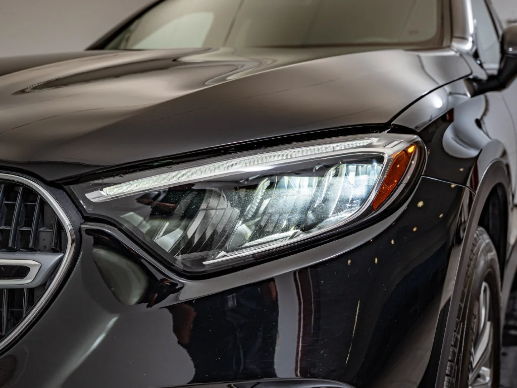 Certified Used 2025 Black Mercedes-Benz GLC 300 image 12