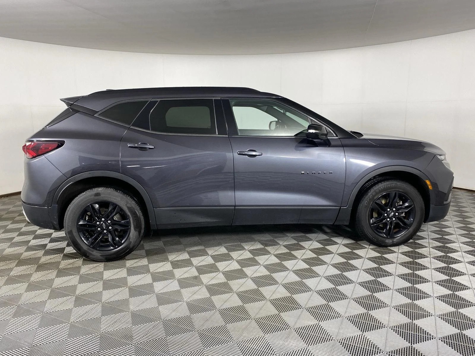 Used 2021 Iron Gray Metallic Chevrolet LT image 8