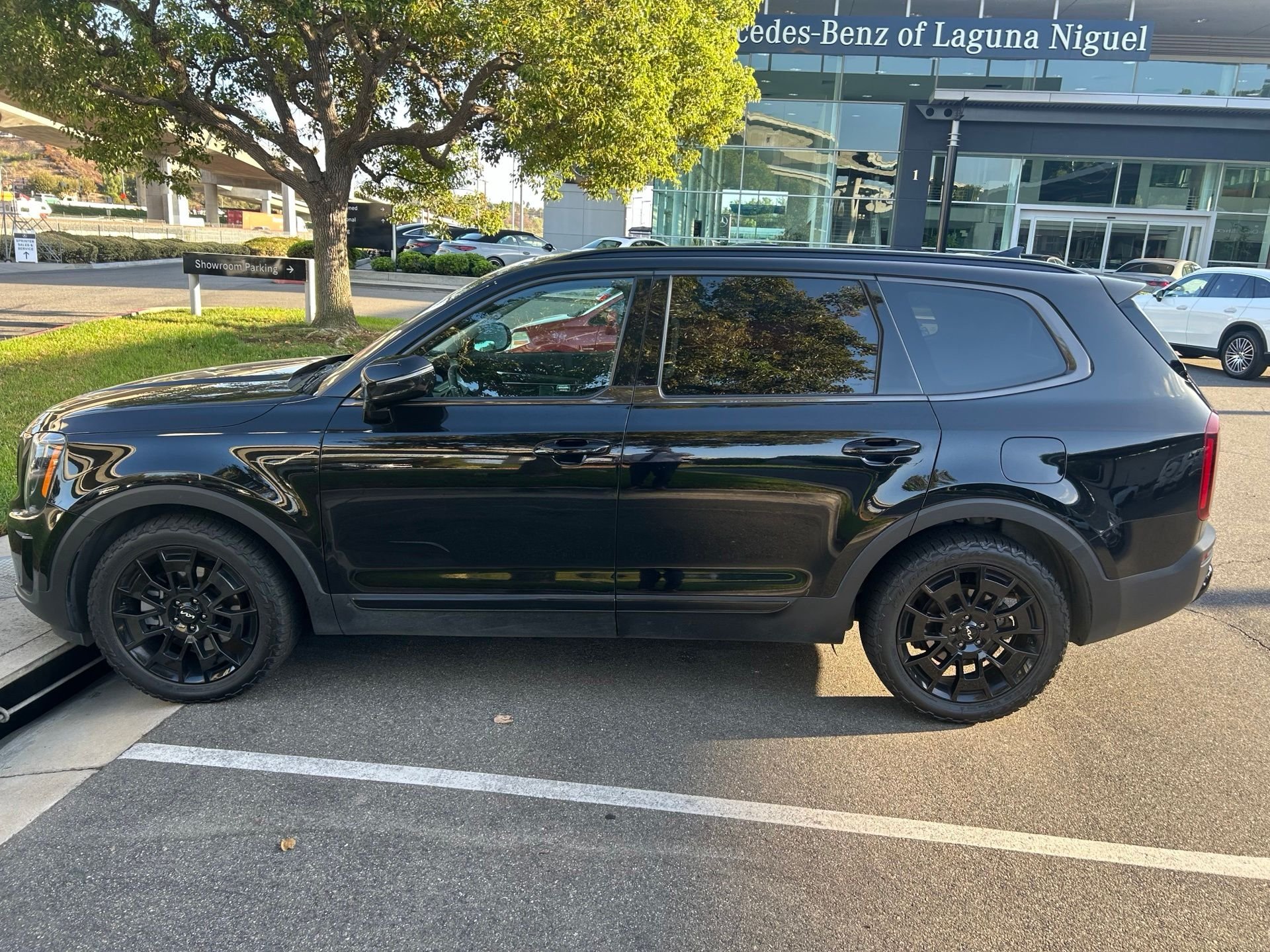 Used 2022 Black Kia SX image 10