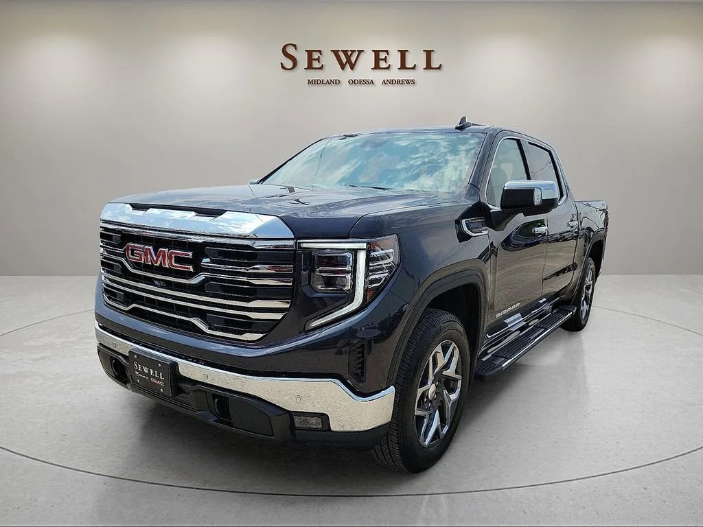2024 GMC Sierra 4WD Crew Cab Short Box SLT's photo