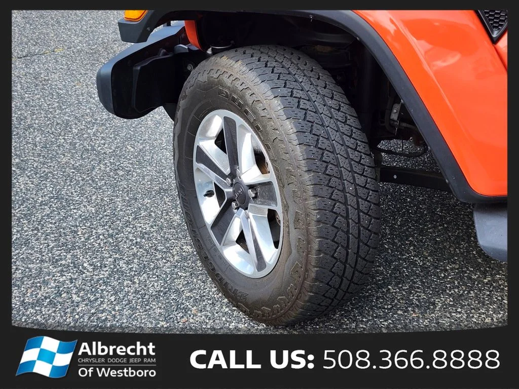 Used 2020 Orange Jeep Unlimited Sahara image 31