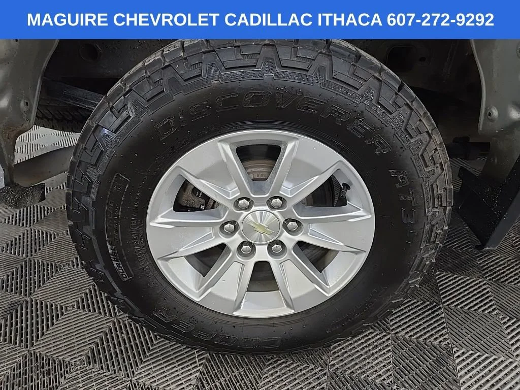2019 Chevrolet Silverado 1500 LT - Photo 13
