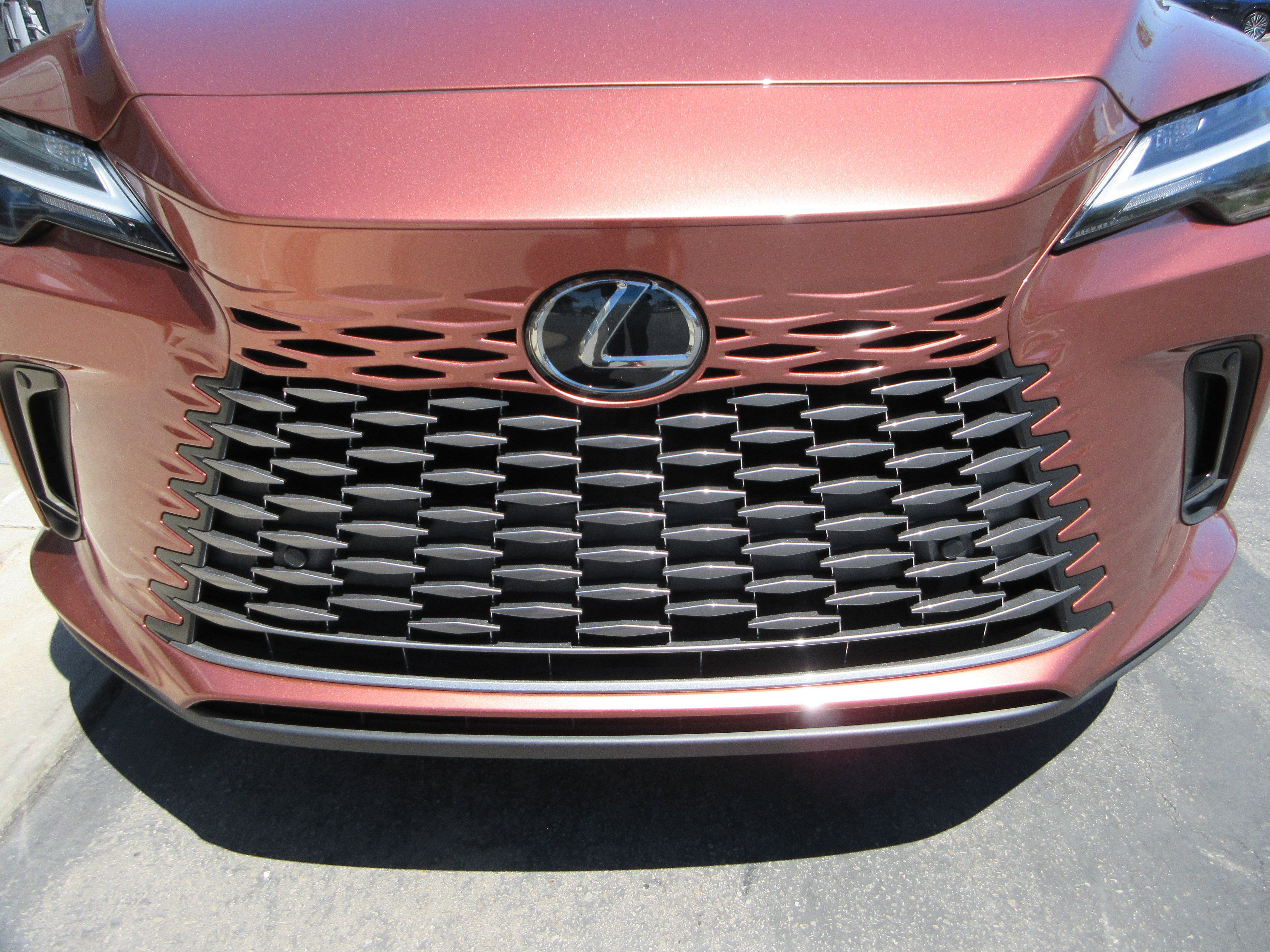 Used 2023 Copper Crest Lexus 350h Premium Plus image 15