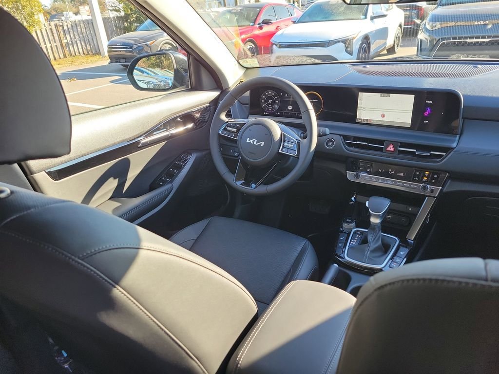 New 2026 Black Kia EX image 13