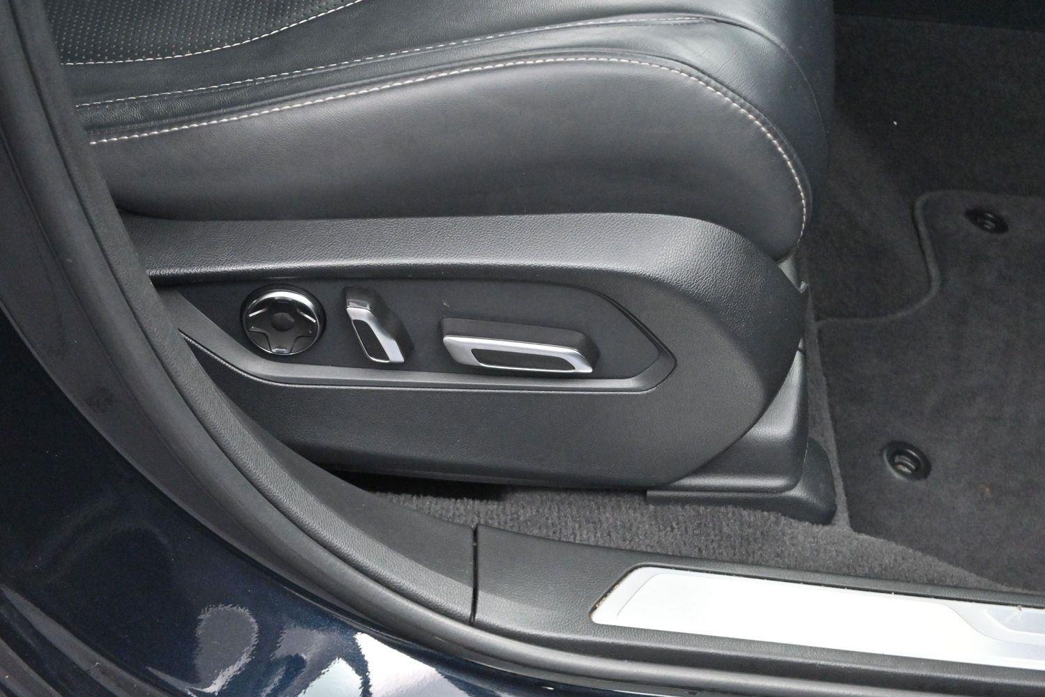 Used 2024 Majestic Black Pearl Acura SH-AWD w/Tech image 34