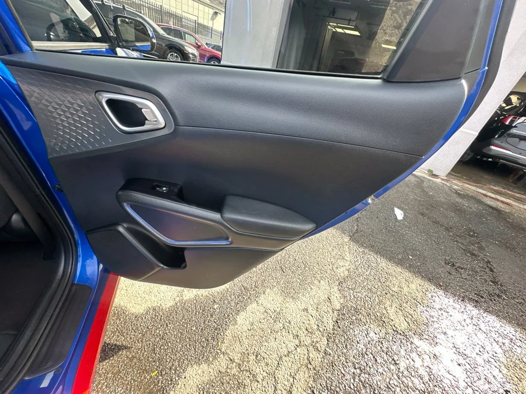 Used 2022 Blue Kia GT-Line image 33