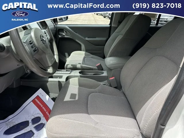 Used 2019 White Nissan SV image 19