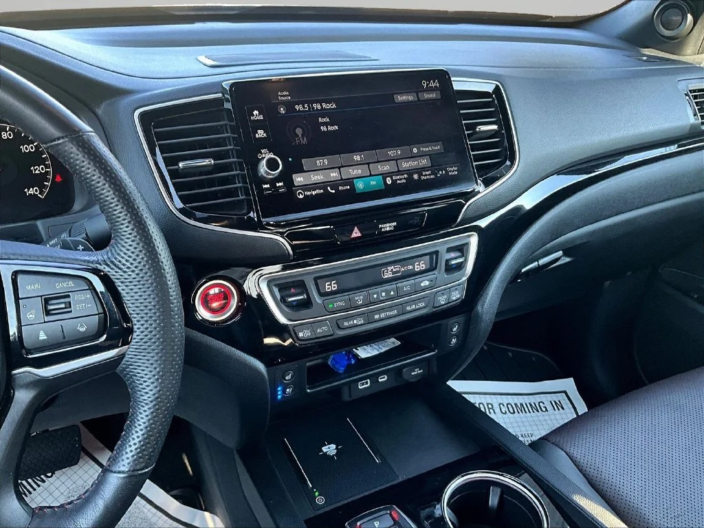 2024 Honda Ridgeline Black Edition - Photo 10