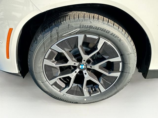 New 2026 White BMW 30 xDrive image 26
