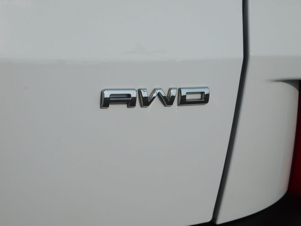 Used 2025 Oxford White Ford Active image 39