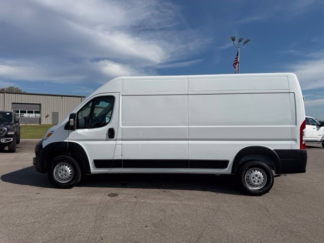 New 2027 Bright White Clearcoat RAM High Roof image 9