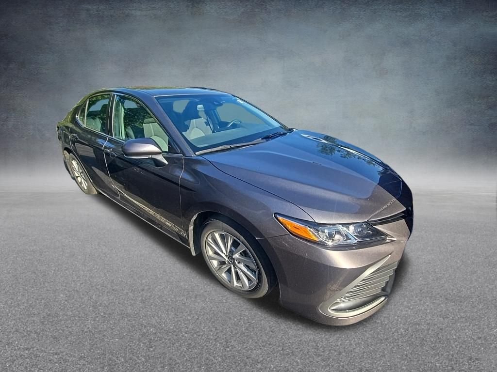 Used 2024 Predawn Gray Mica Toyota LE image 9