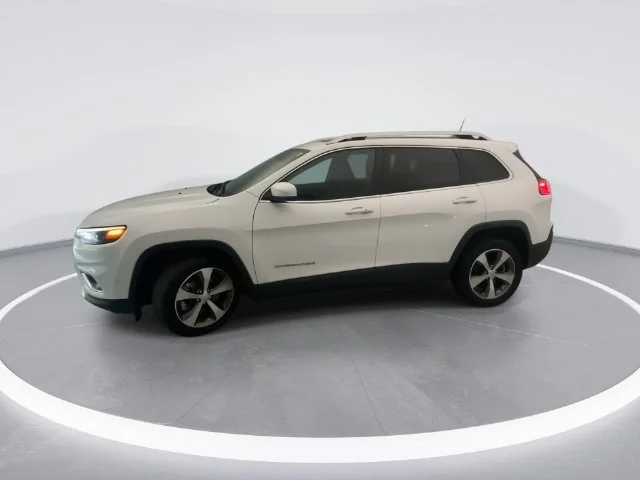 Used 2021 White Jeep Limited image 6
