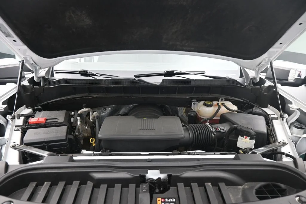 Used 2023 White Chevrolet LTZ image 25