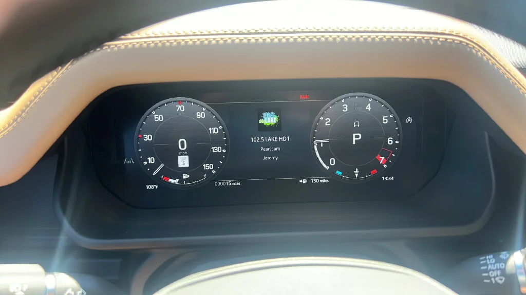 New 2026 Gray Land Rover X-Dynamic SE image 28