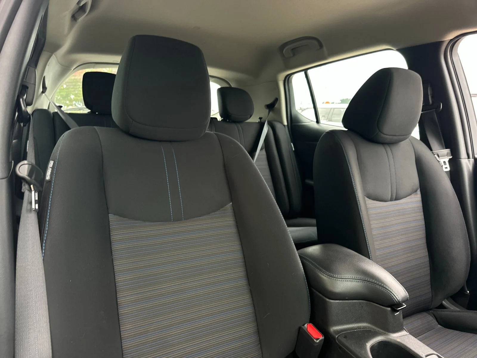 Used 2025 Super Black/Pearl White Nissan SV Plus image 15