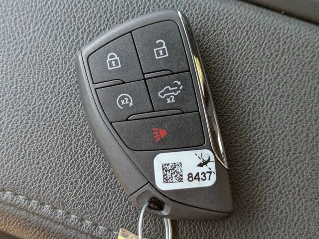 Used 2023 Northsky Blue Metallic Chevrolet RST image 31