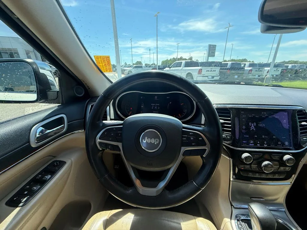 Used 2021 White Jeep Limited image 7