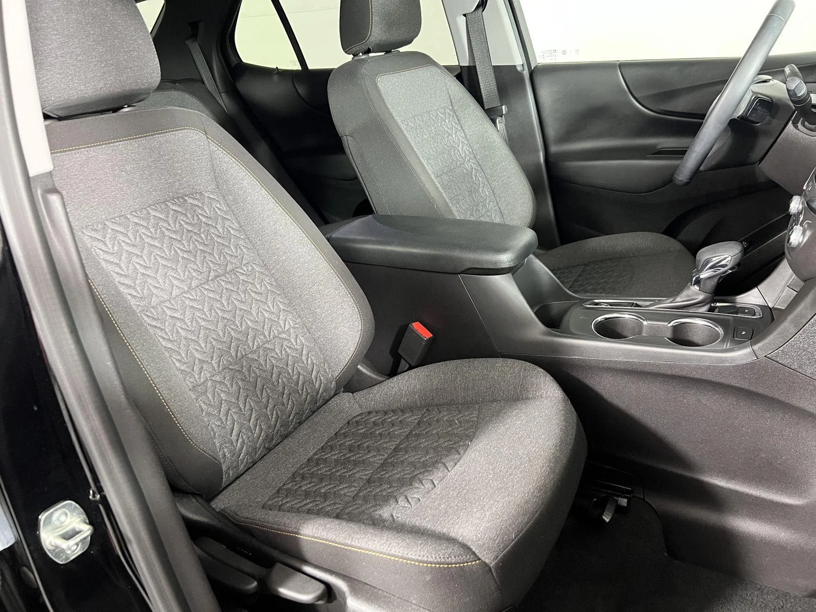 Used 2024 Mosaic Black Metallic Chevrolet LT image 20
