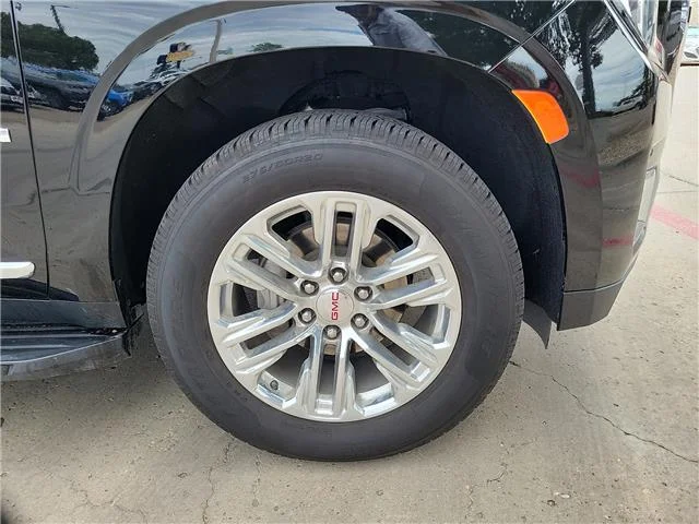 Used 2024 Black GMC SLT 4x2 image 7