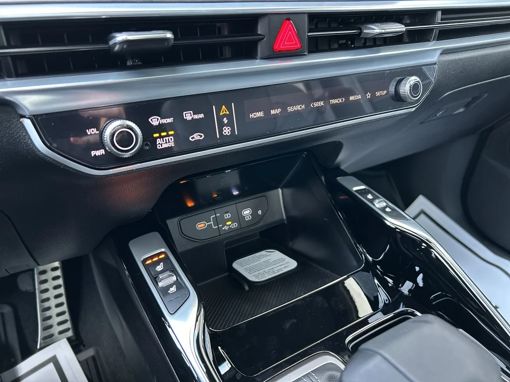 New 2026 Glacial White Pearl Kia X-Line SX Prestige image 24